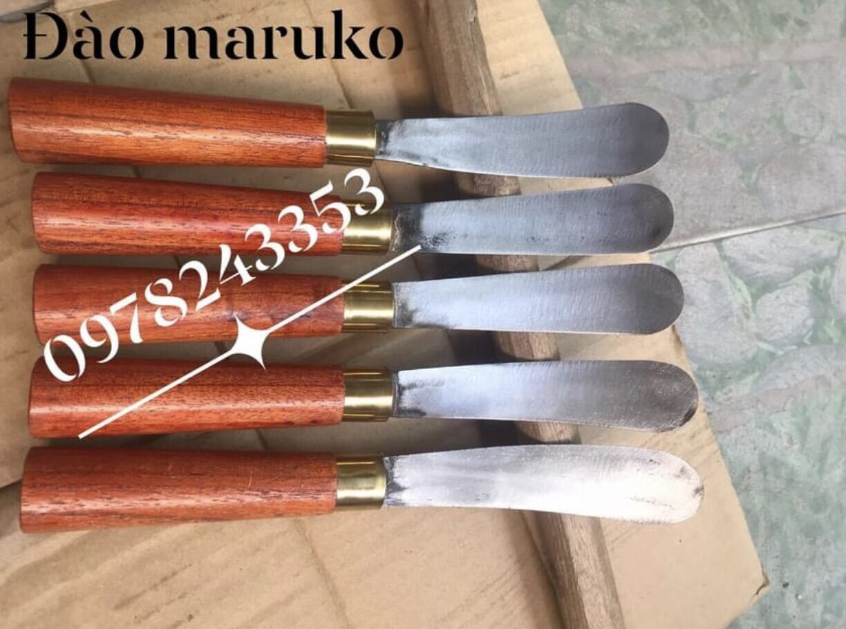 Dao lấy cơm dừa nhíp xe