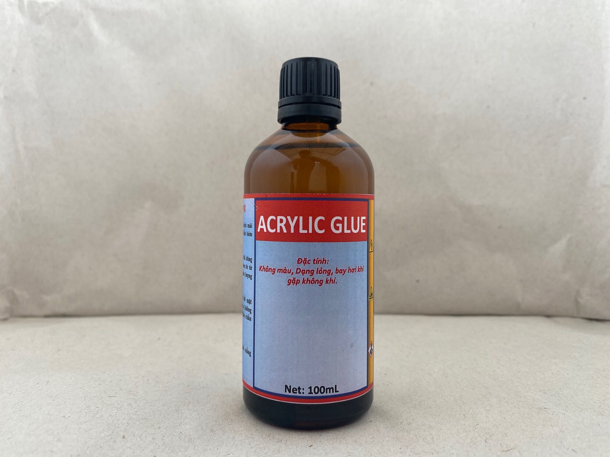 Keo lạnh dán Mica trong Acrylic Glue.