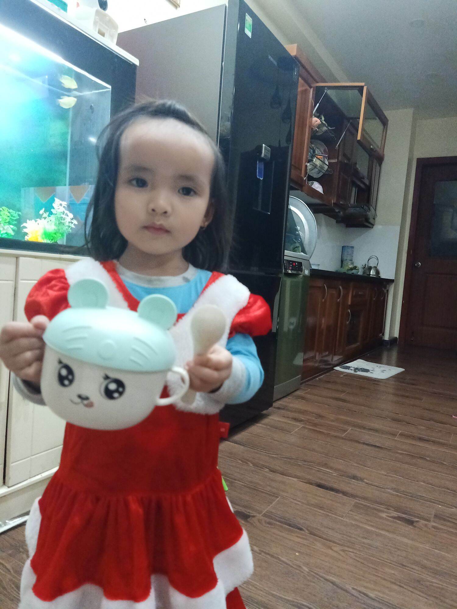 Bát ăn dặm lúa mạch hình thú kèm nắp đậy và thìa cho bé