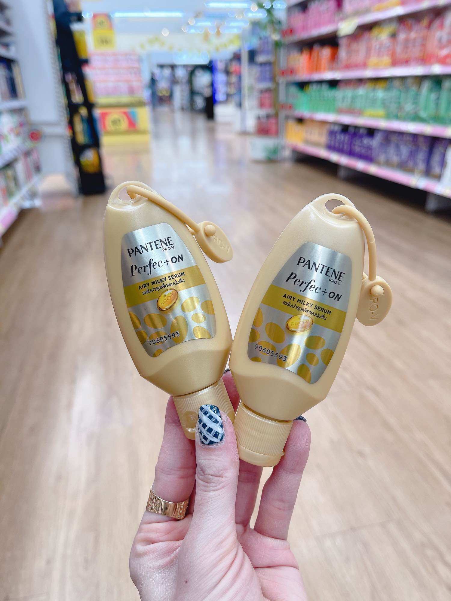 Serum dưỡng tóc pantene pro v thái lan