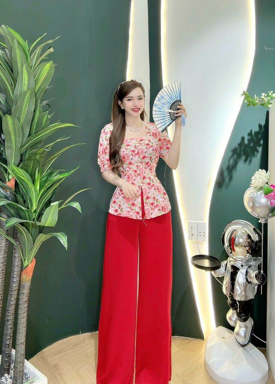 Đồ bộ bà ba cổ vuông, tay phồng, quần lụa đi chùa