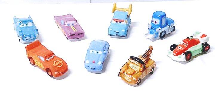 Bộ tượng sứ xe đua Macqueen nổi tiếng của Disney
