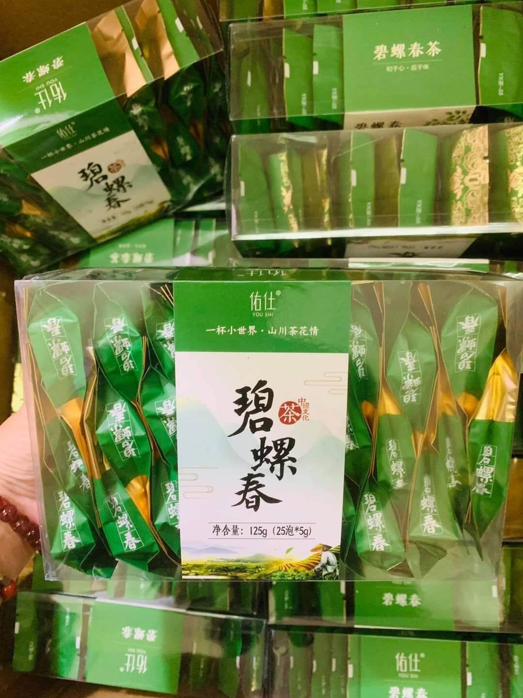 Trà Bích Loa Xuân ( 125g gồm 25 gói nhỏ ,mùi hương thơm ngát dịu nhẹ )