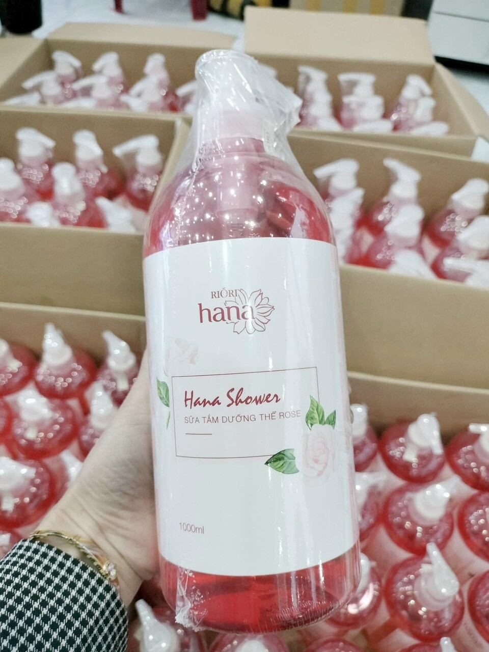 Sữa Tắm Dưỡng Thể, Sữa Tắm Hoa Hồng Riori Hana Shower Gel Rose - Làm Sạch, Dưỡng Da Mềm Mịn, Lưu Hương Lâu
