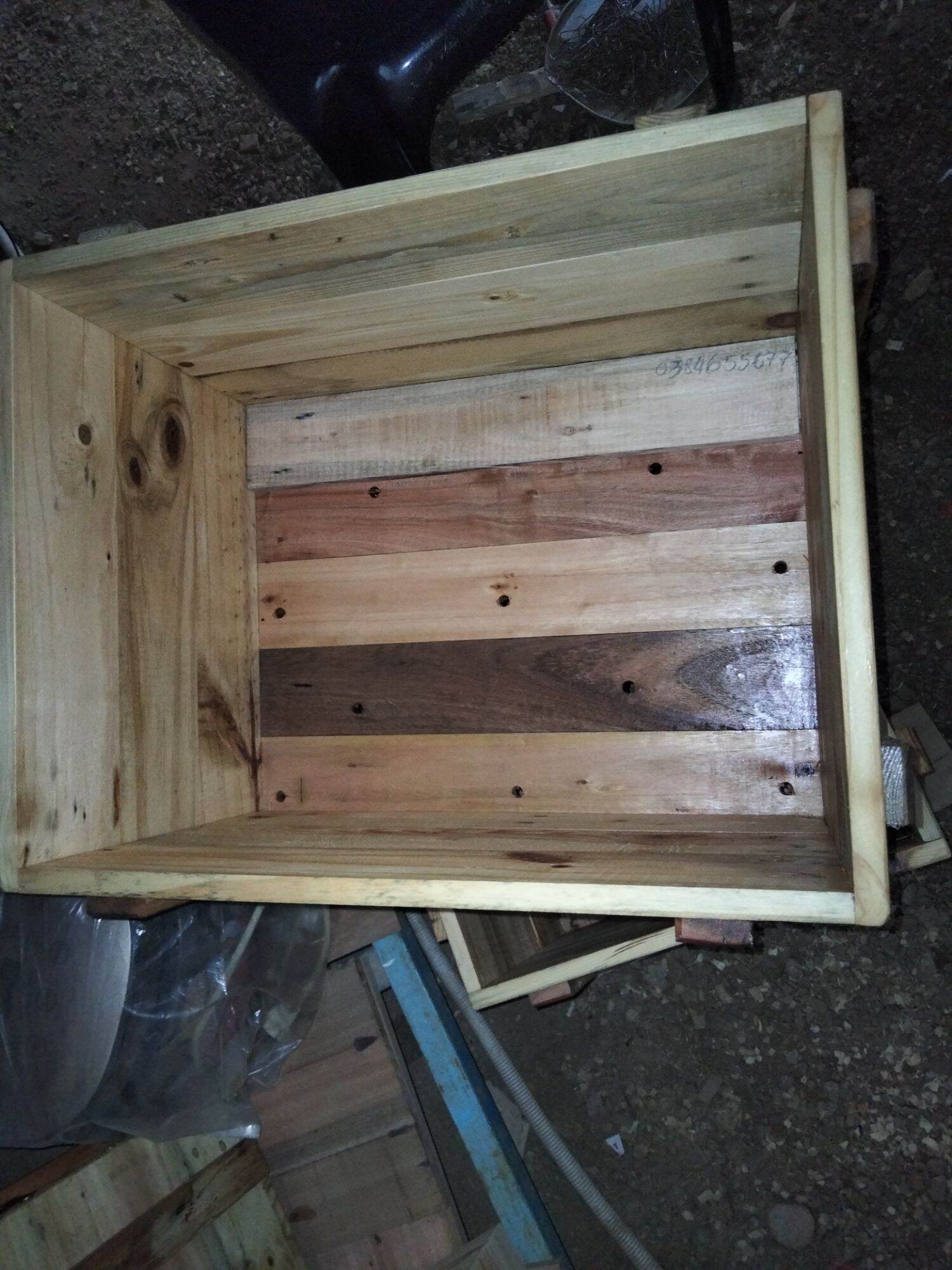 chậu gỗ chữ nhật (40*30*30cm) tháo rời được