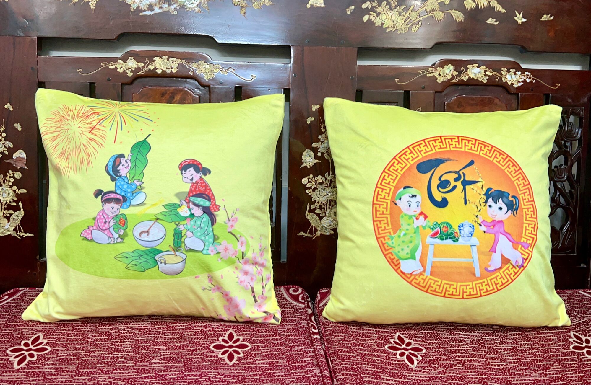 Set 2 vỏ gối tết vàng 45-45cm