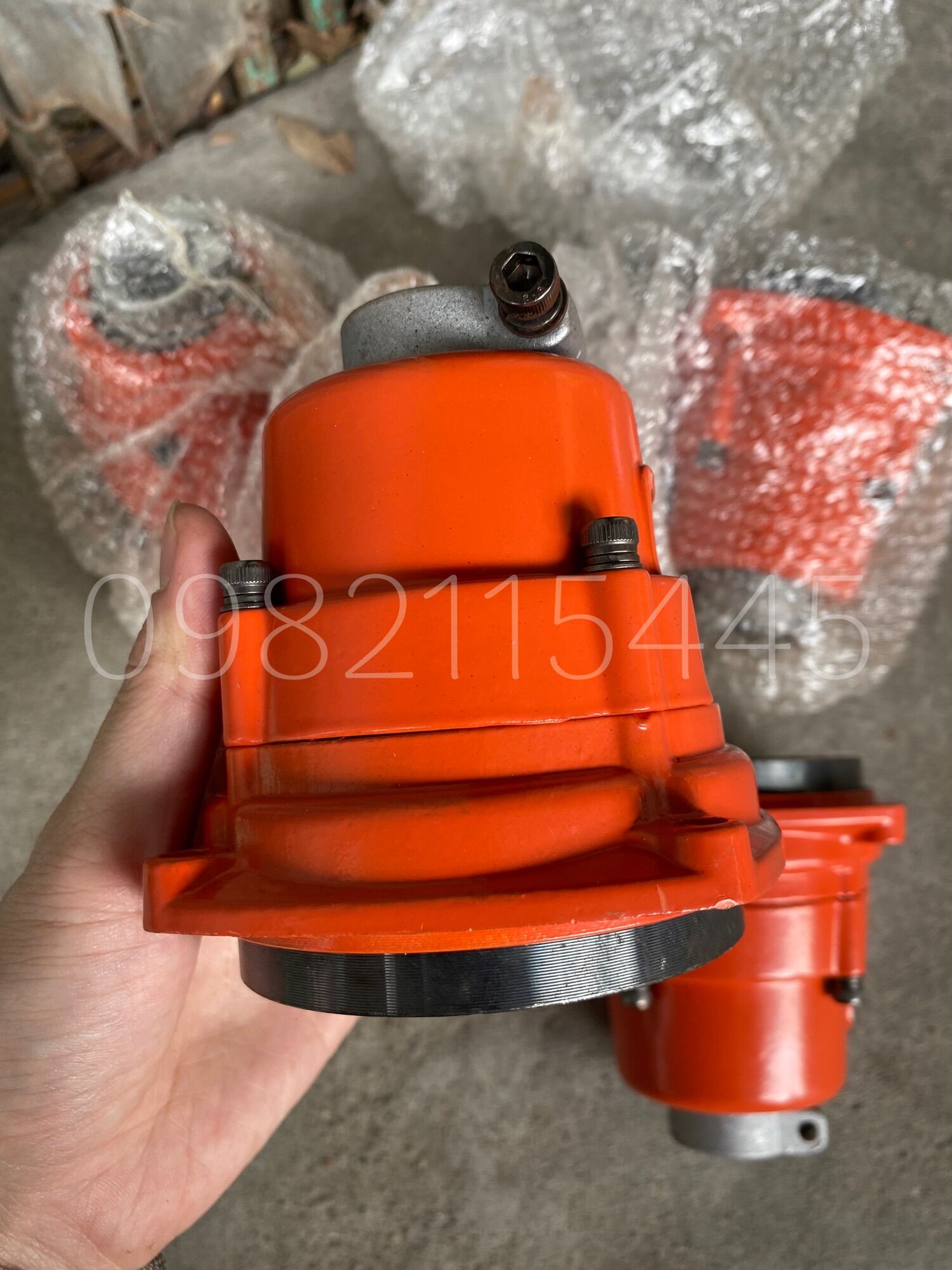 Bắp Chuối 143, Tum Máy Cắt Cỏ 143/541 (28mm/9)