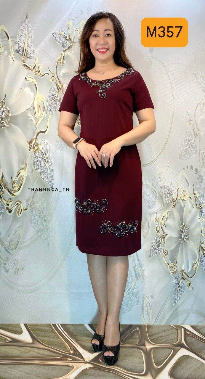 M357_ đầm trung niên _ kết cườm vòng cổ