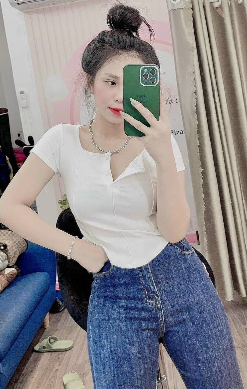 Áo thun body vạt bầu cổ bấm nút dáng ngắn ( ib màu )