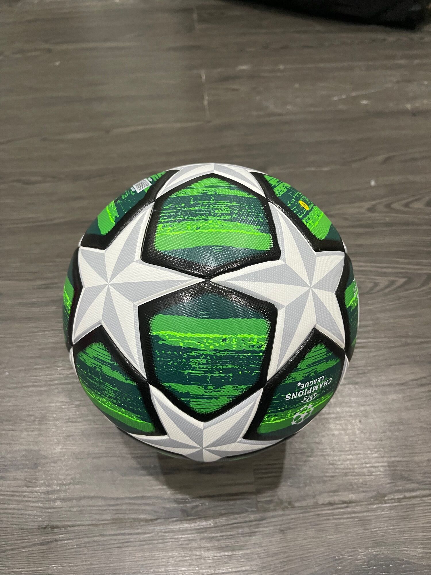 Bóng đúc cao cấp Cúp C1 Châu Âu Champions League( tặng kèm bơm,kim)