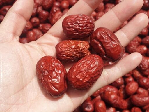 Táo đỏ Tân Cương loại ngon gói 100gr