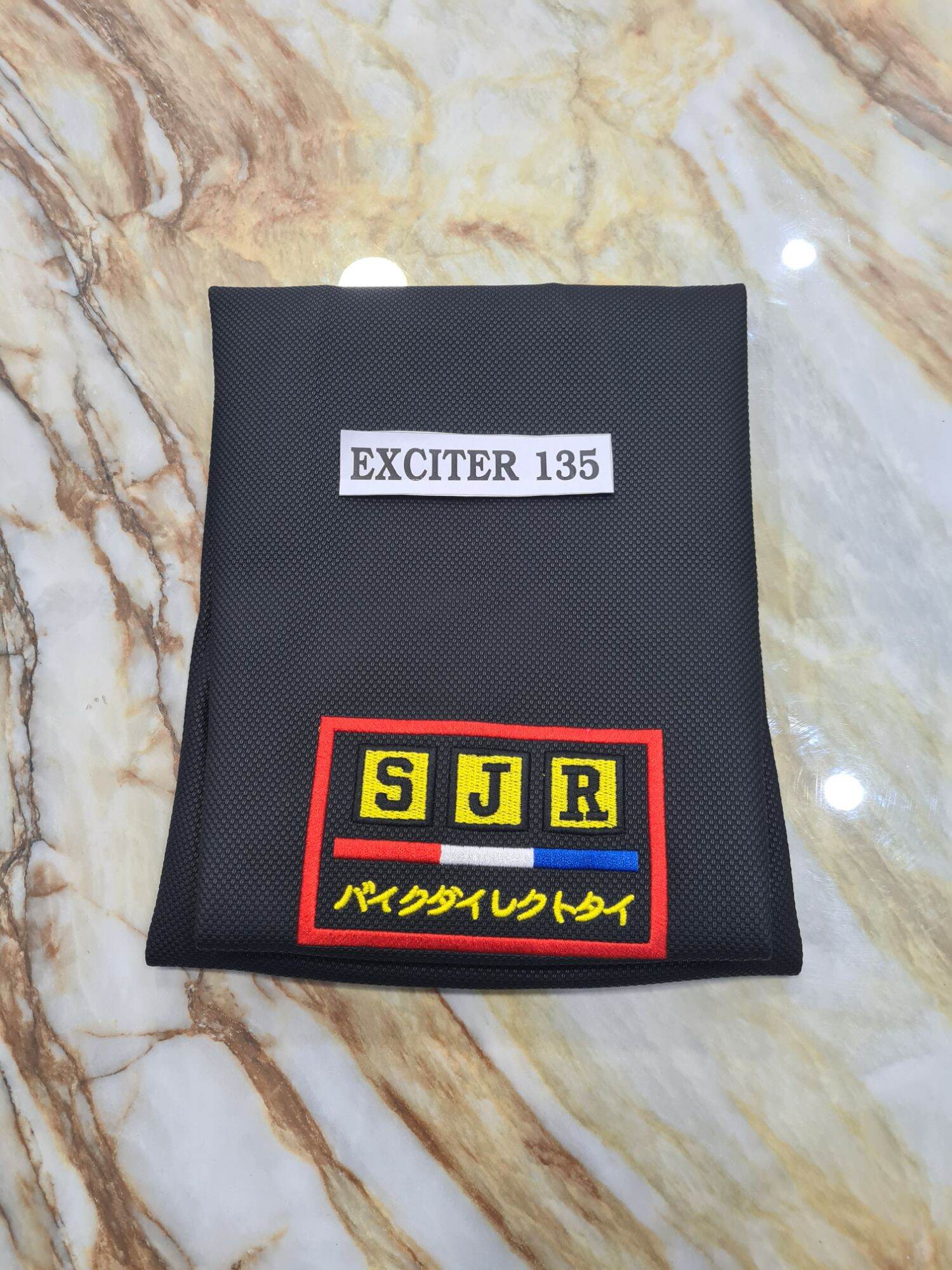 Áo Yên Exciter 135 Chữ Thiêu Thái Mịn