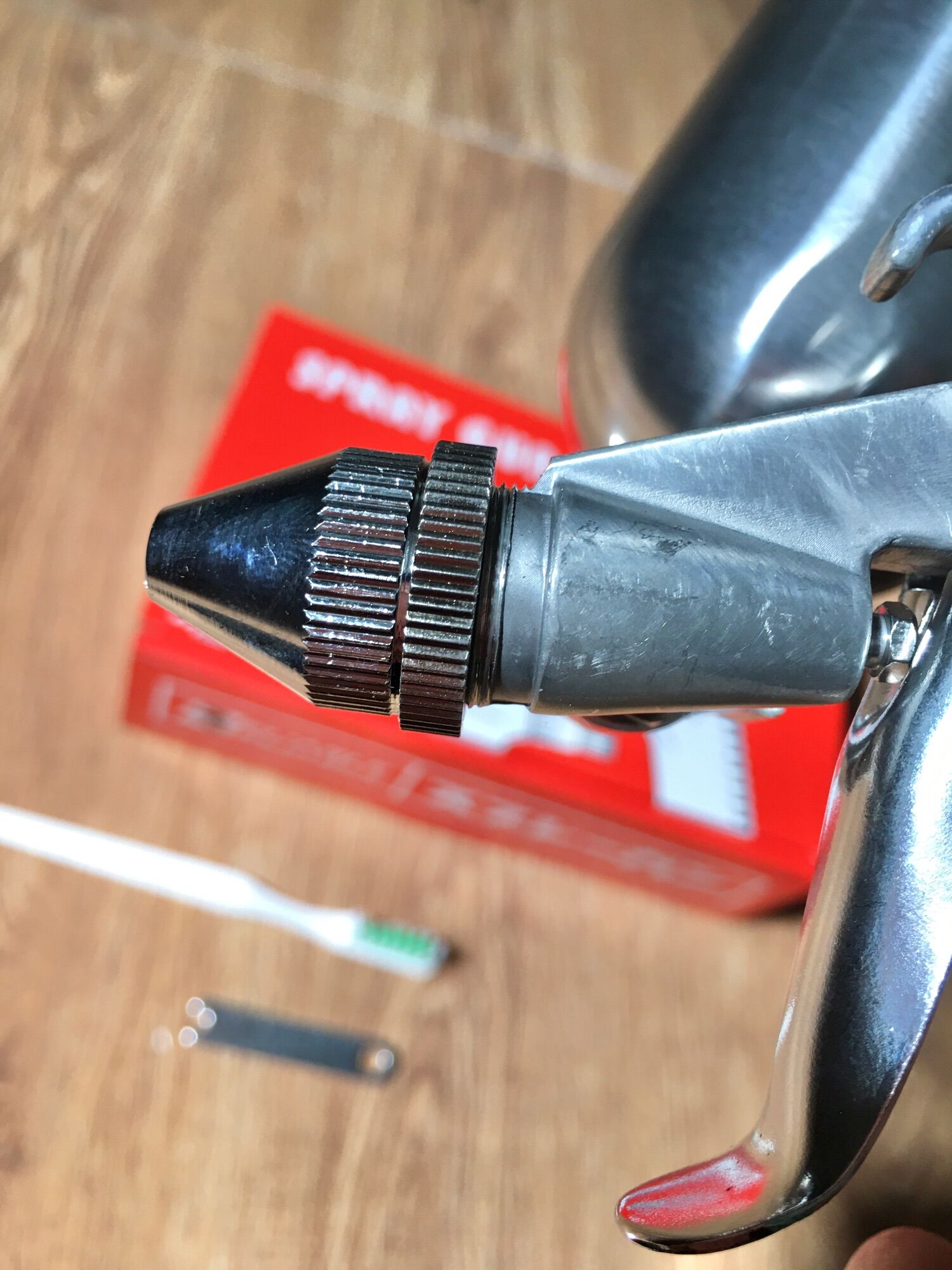 Phun sơn chi tiết K3 ( béc 0.6mm )