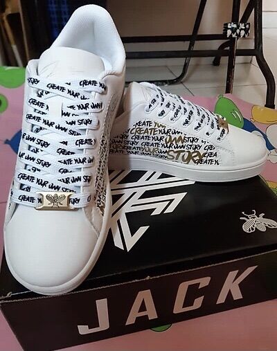 Giày Đom Đóm Sneaker Collection