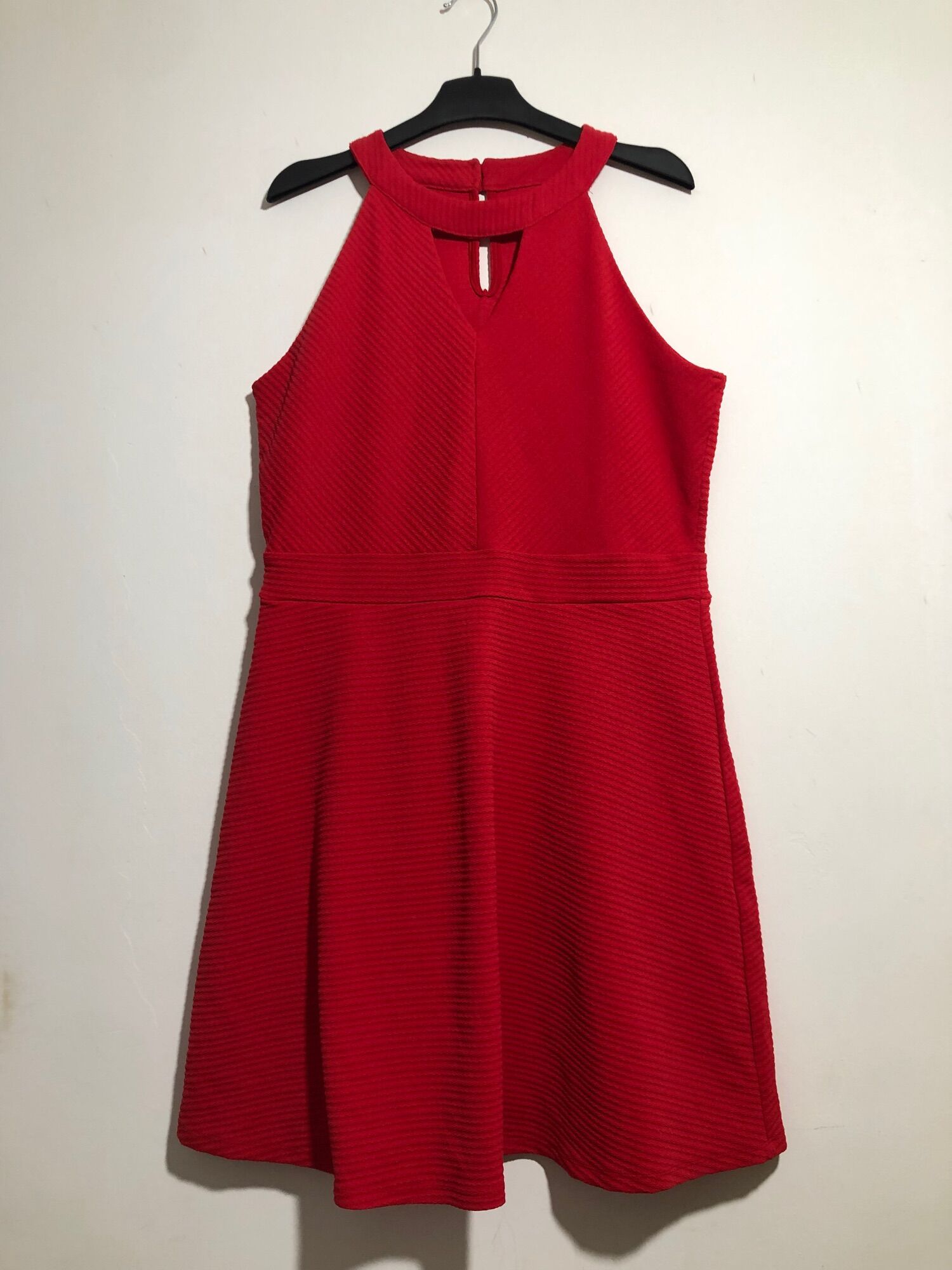 đầm cổ yếm xuất dư size M L