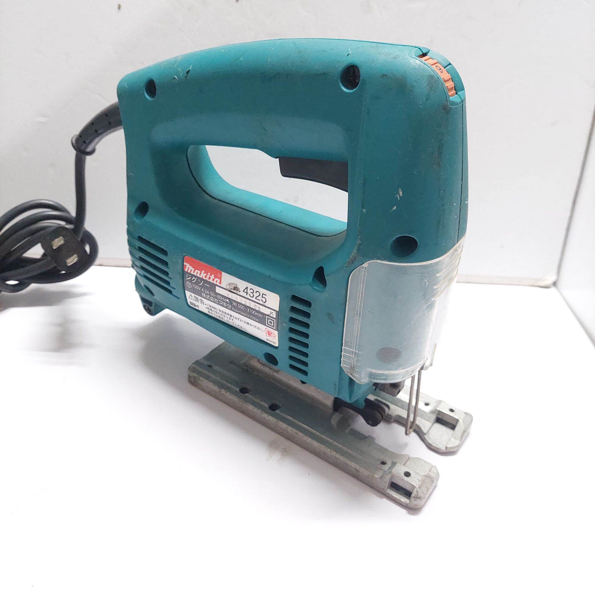 MÁY CƯA LỌNG MAKITA NHẬT ĐỀU TỐC 6 SỐ 400W ĐIỆN 100V