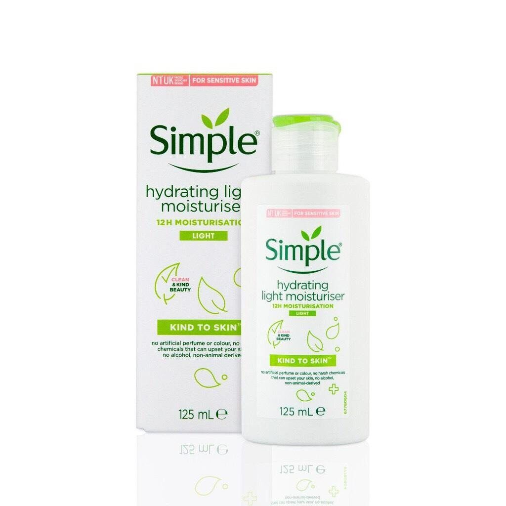 Kem Dưỡng Simple Cấp Ẩm Dành Cho Mọi Loại Da 125ml Kind To Skin Protecting Light Moisturiser