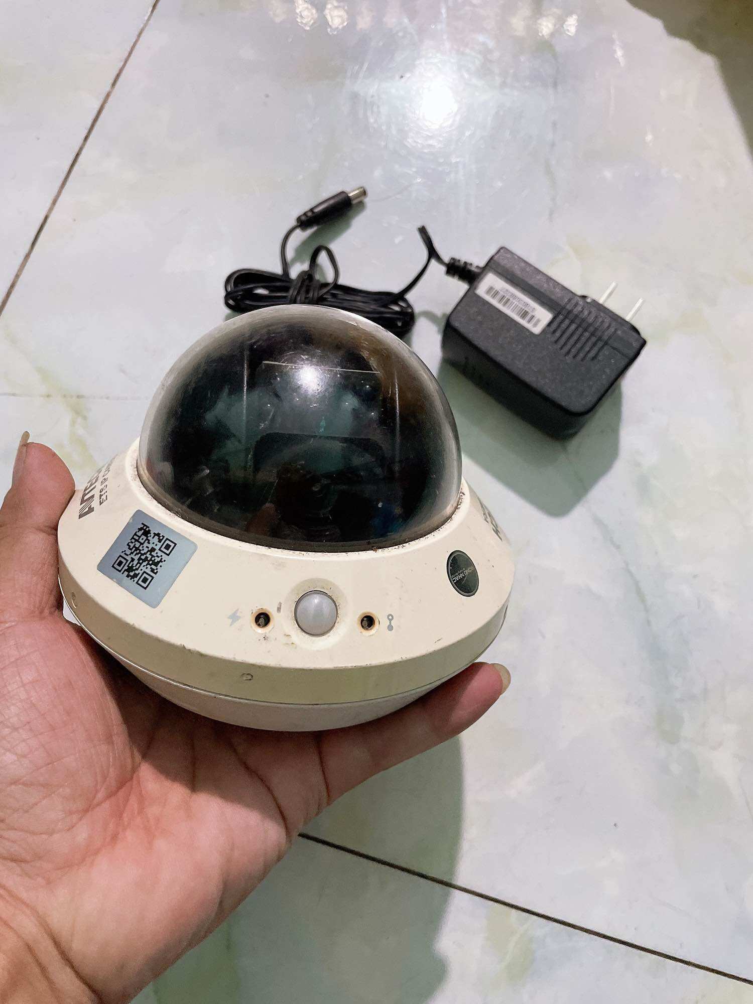 Camera bán cầu IP hồng ngoại Vivotek FD7131 như hình đa qua sử dụng