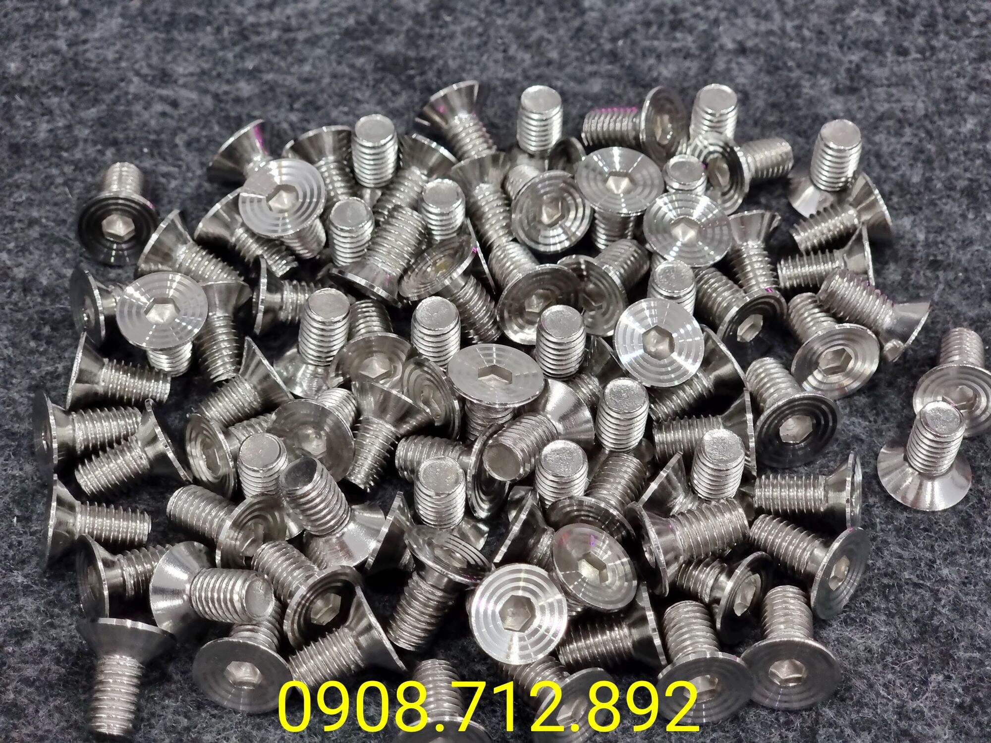 Ốc lòng đĩa ktm inox 304 size 6li và 8li