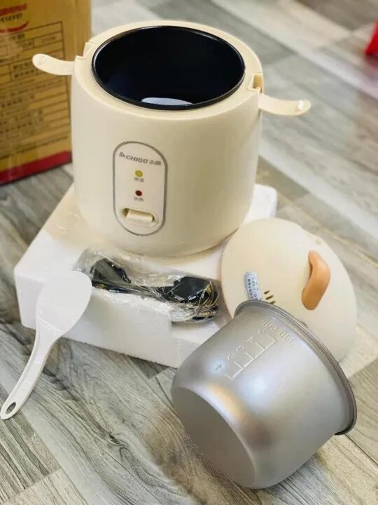 Nồi cơm điện Chigo 1,2L