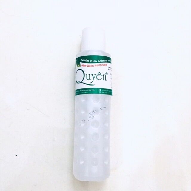 Nước rửa móng tay Quyên