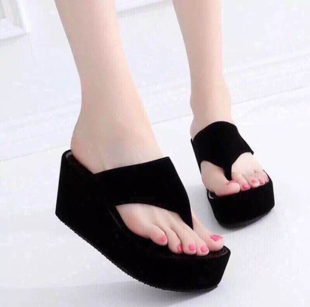 dép đế xuồng quai nhung