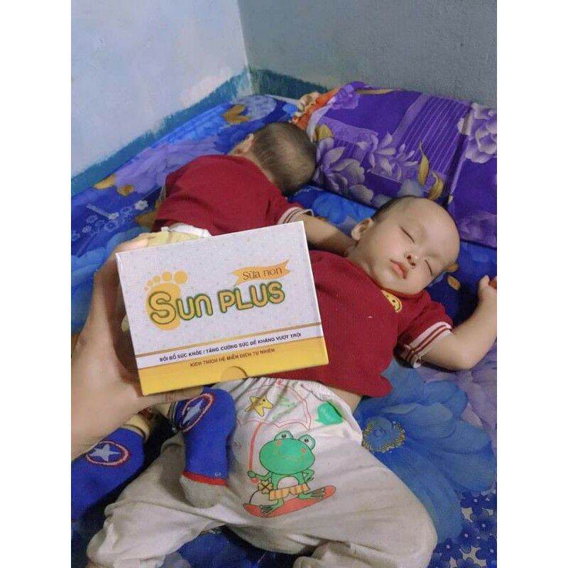 Sữa non Sunplus tặng ly cho bé