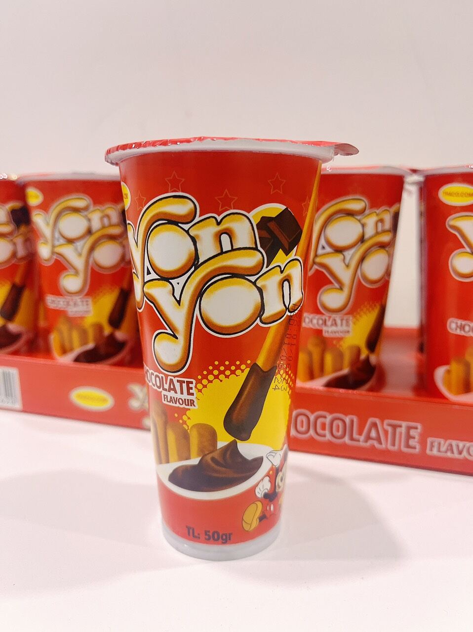 1 Hộp Bánh Que Chấm Socola Yon Yon / Bánh que chấm kem Yon Yon