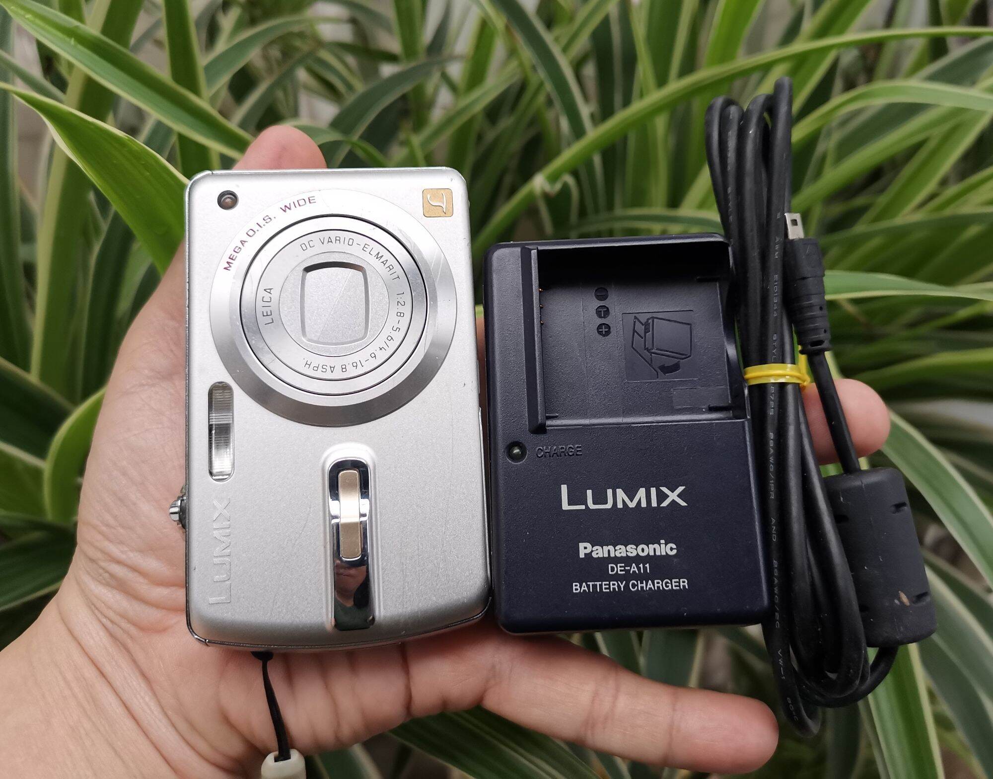 Máy ảnh Panasonic Lumix FX50 used chụp siêu đẹp
E này chất ảnh đẹp nổi tiếng