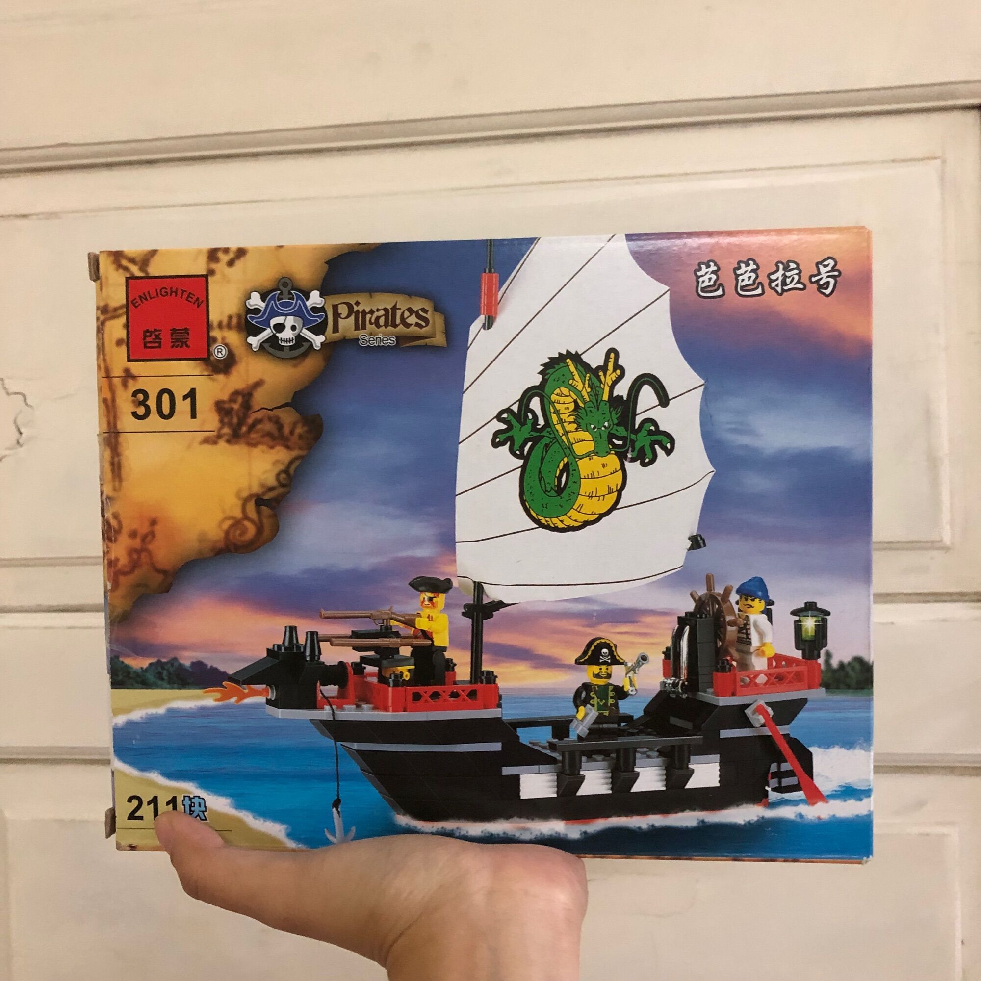 Lego tàu thuỷ cướp biển Ca-ri-be