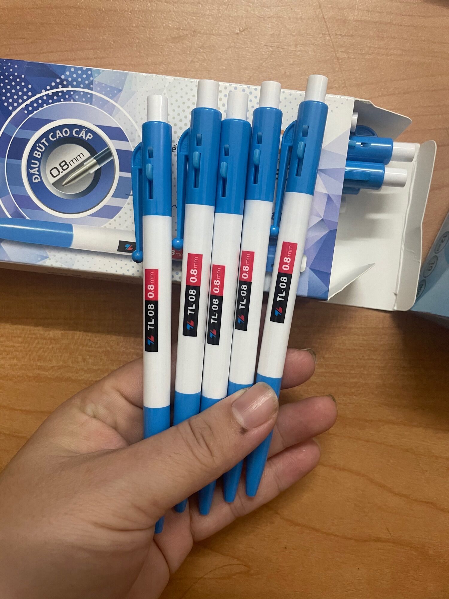 Set 5 cây bút bi 0.8mm thiên long tl08