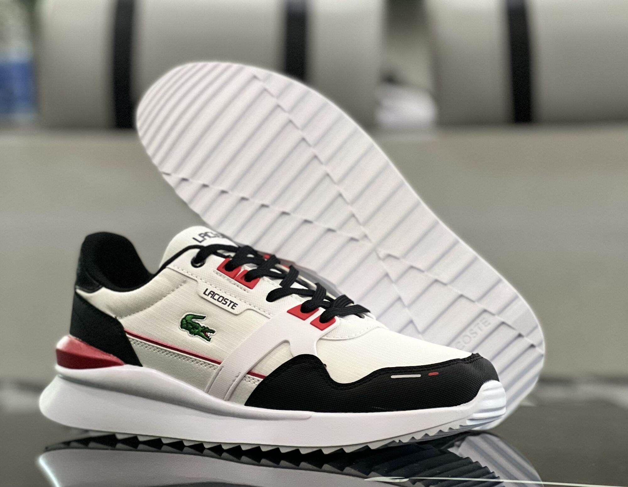 Giày Lacoste cho nam có hộp