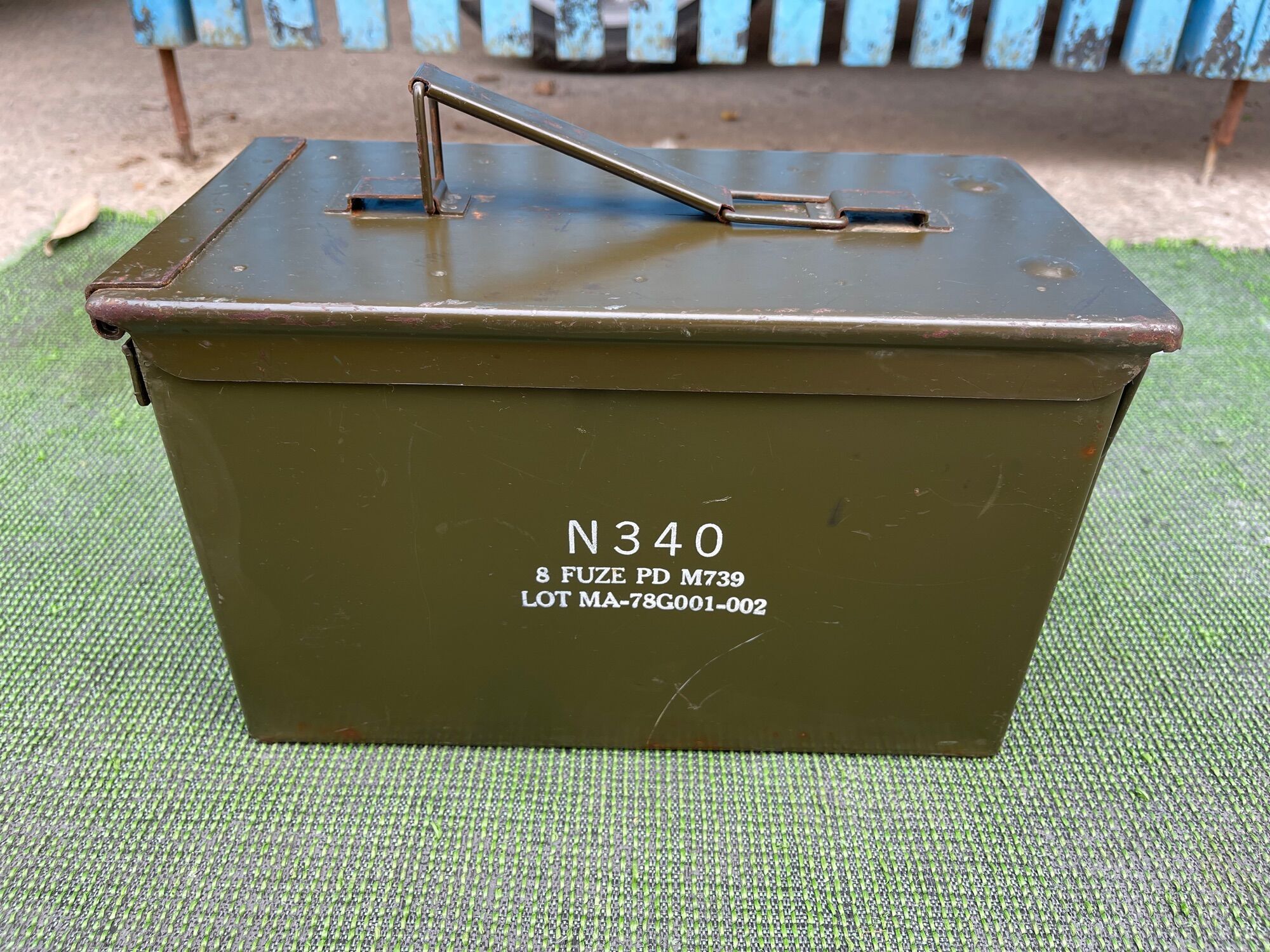 Thùng 7Lít Mỹ xưa,Thùng đồ nghề ,Thùng sắt Mỹ xưa