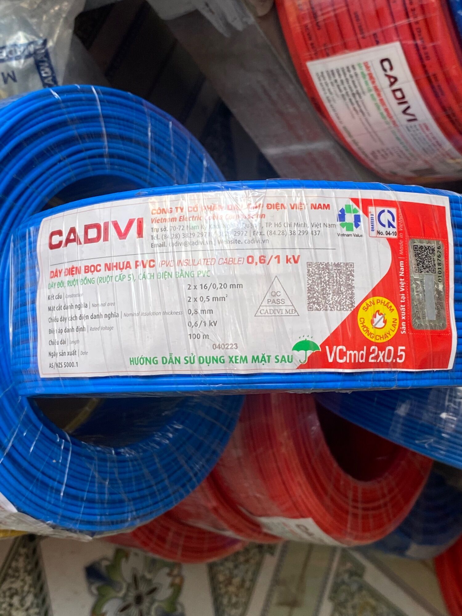Cuộn 100 mét- dây điện đôi cadivi 2x0.5 mm2 (2x16/0.20mm), dây điện đôi mềm 1 lớp vỏ