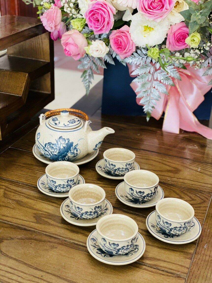 Bộ ấm chén men rạn giả cổ Bát Tràng vẽ sen