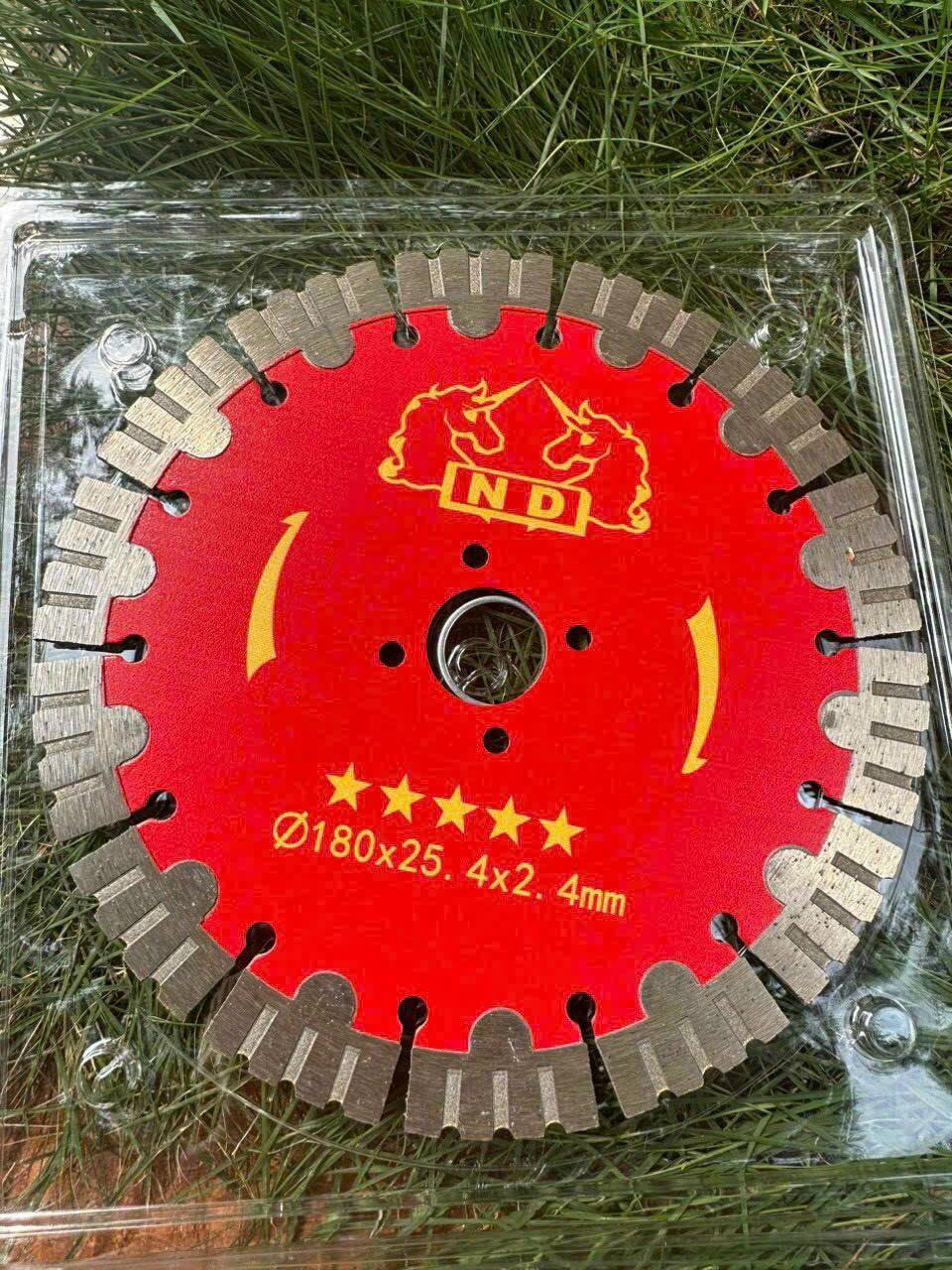 Lưỡi cắt nd 180 chuyên cắt đá cứng, đá hoa cương,granite, marble, bê tông tường gạch đá