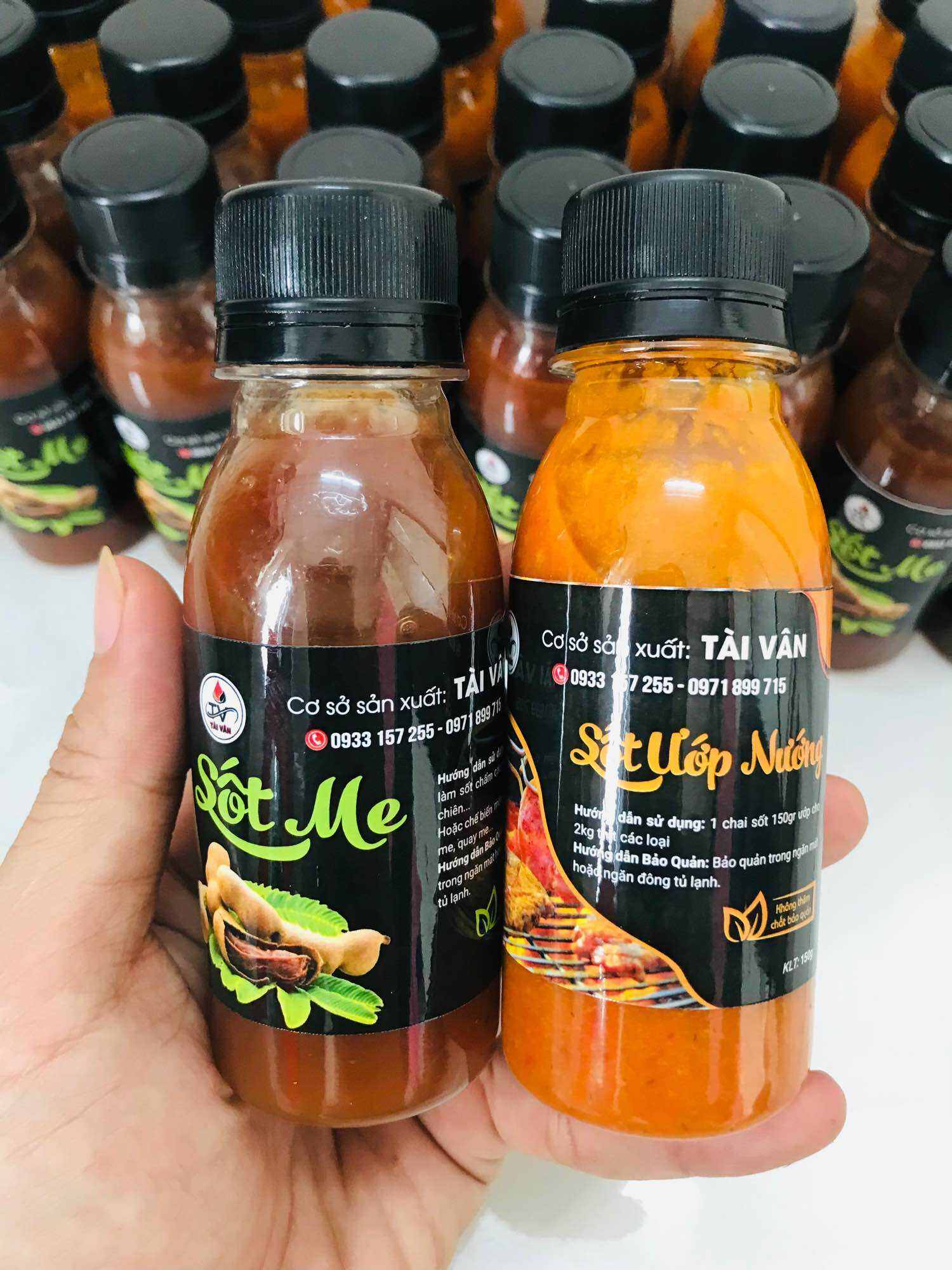 Combo Sốt Ướp Nướng và Sốt Chấm Me Tài Vân 2 chai 300G.