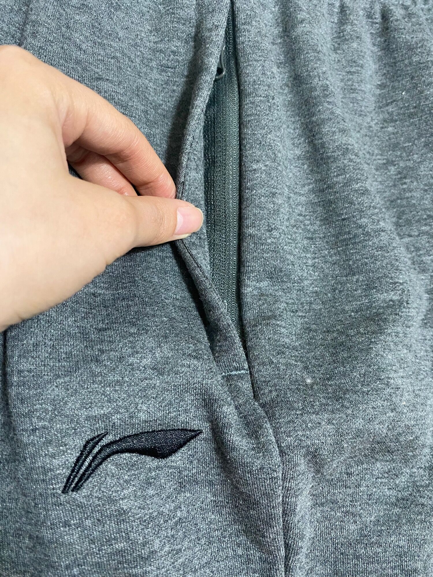 (Size XL) Quần nỉ lót bông nam Lining AKLNA45-2