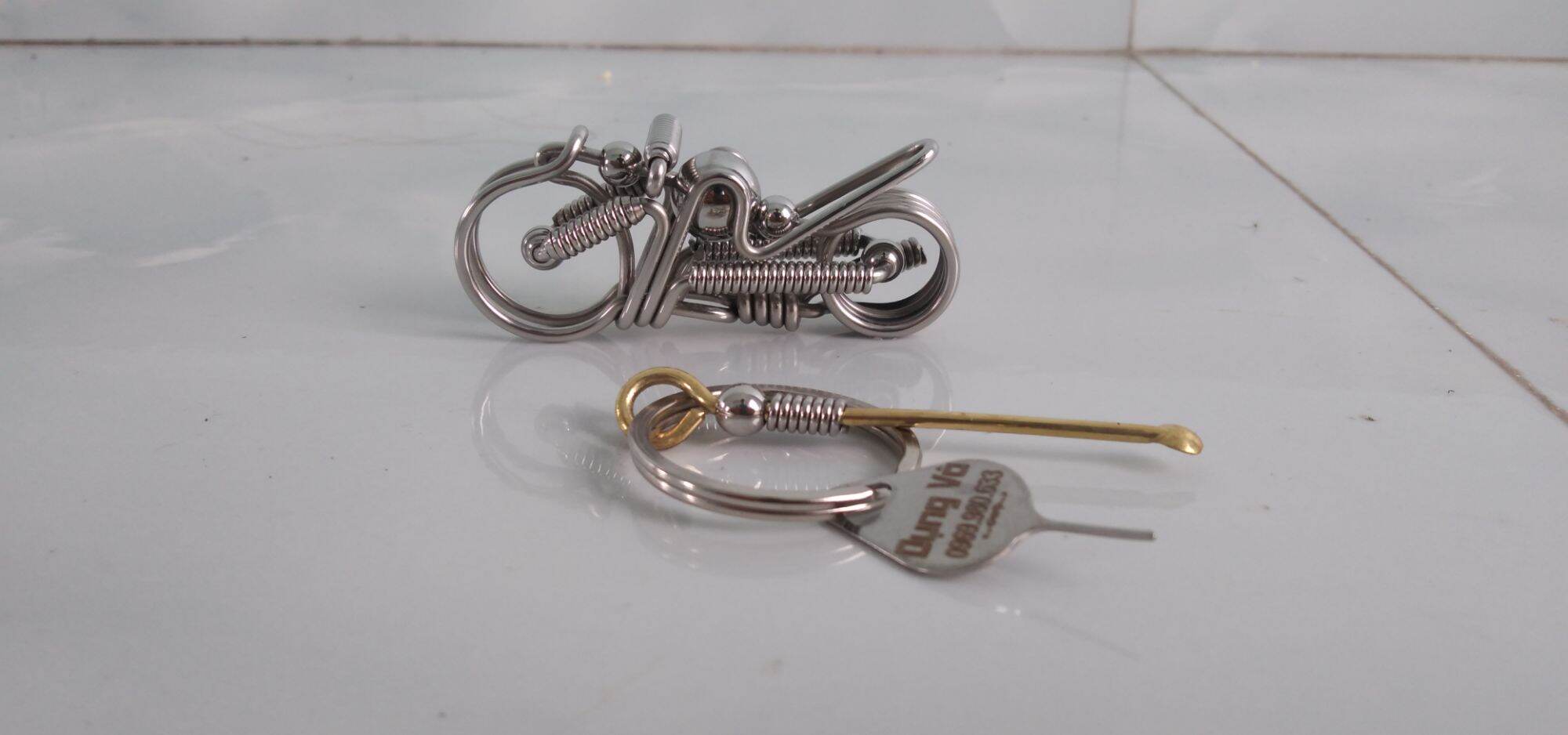 móc khóa thủ công inox hình xe harley