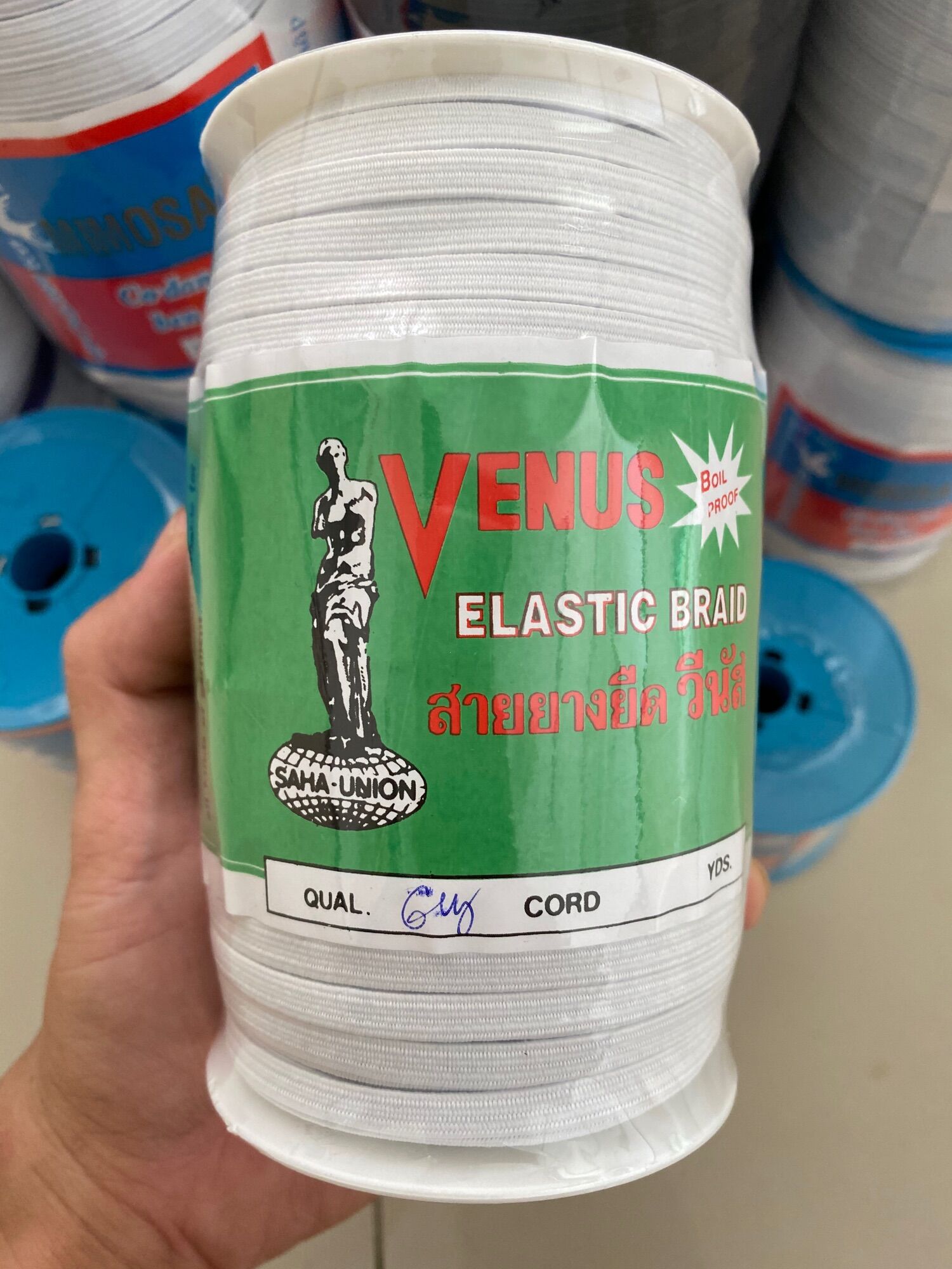 Thun Venus 6li màu trắng và đen cuộn dài 100m