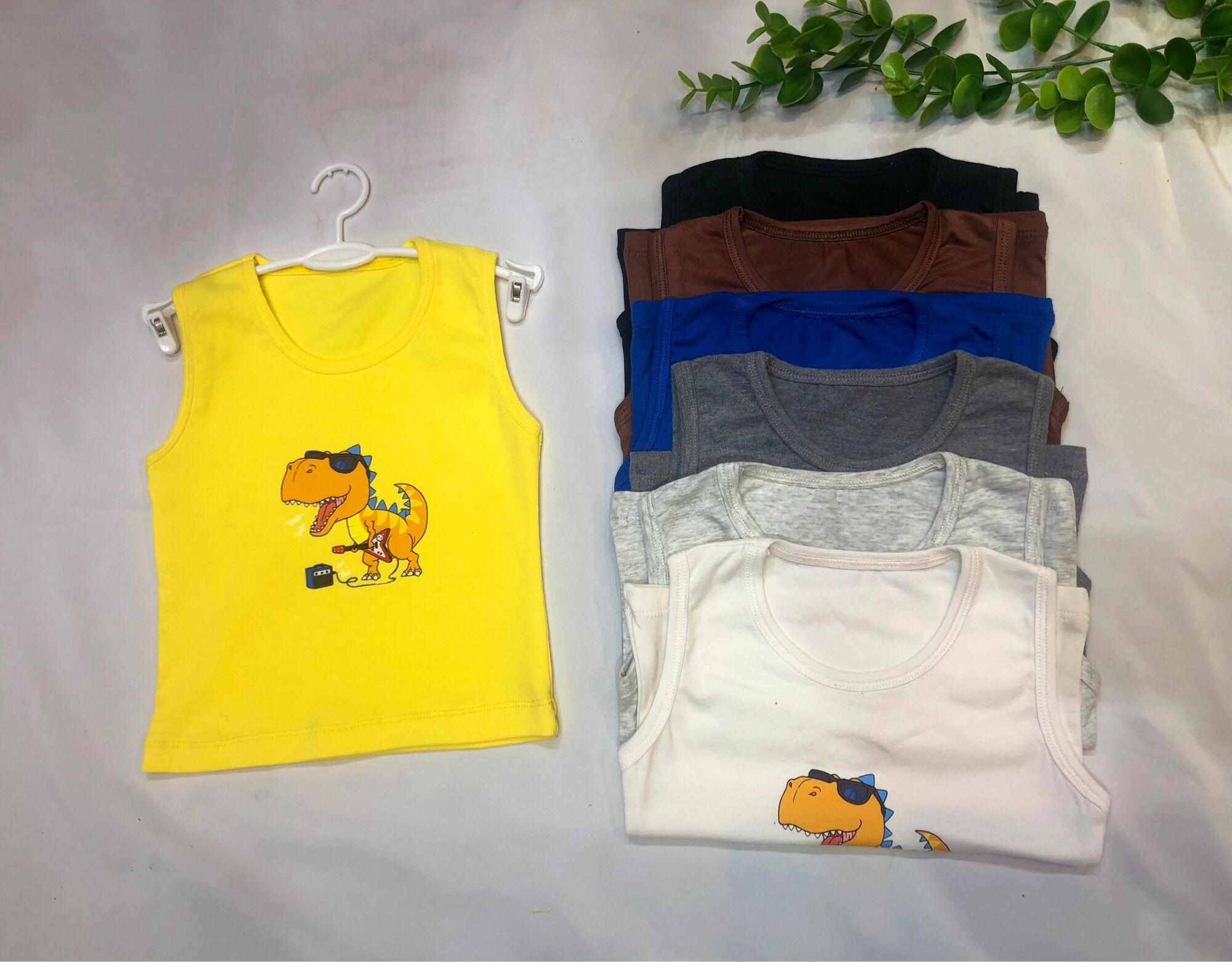 3 Áo ba lỗ các hình cho bé trai, gái