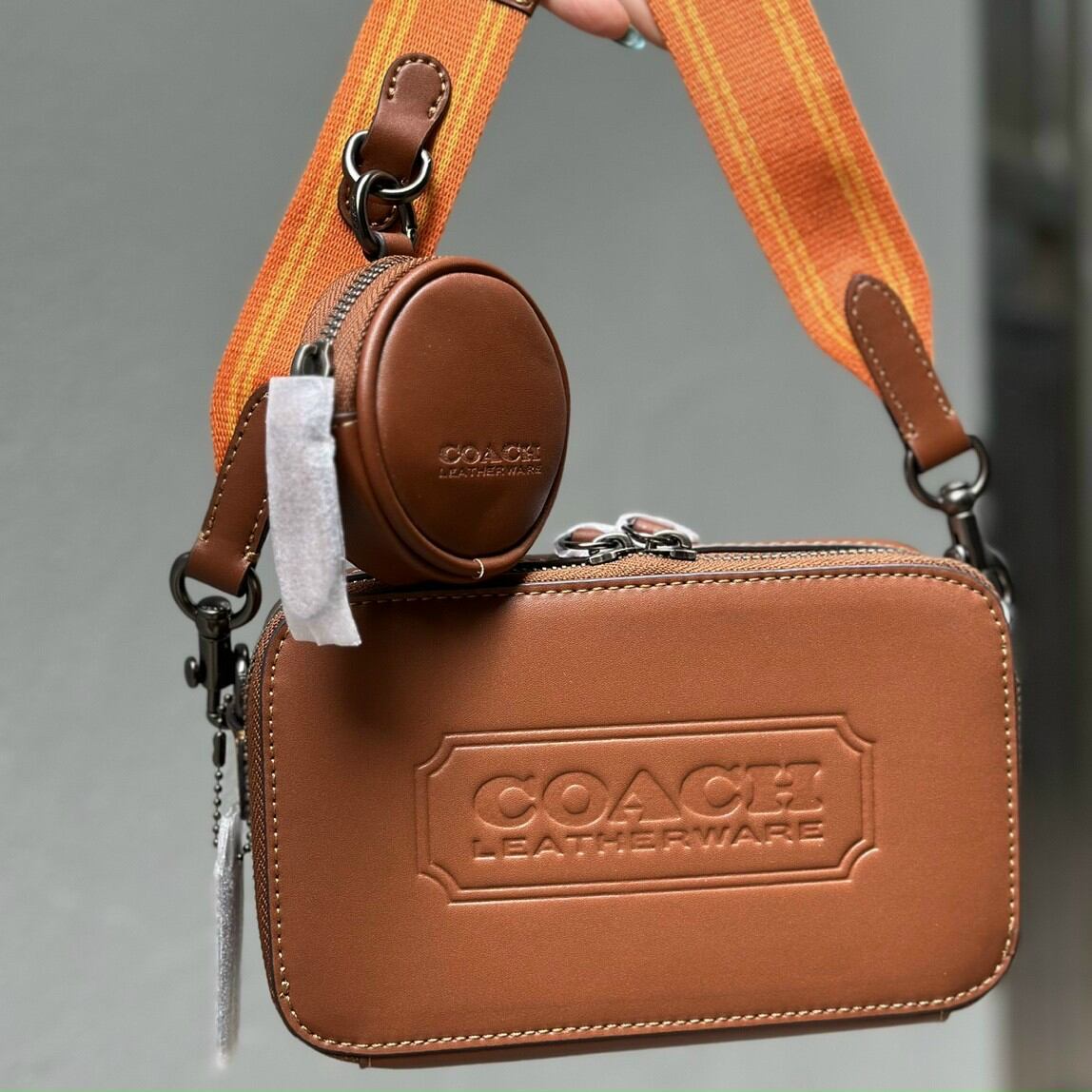 COAC.H Men's Black Charter Slim Crossbody Bag da thật xịn xò