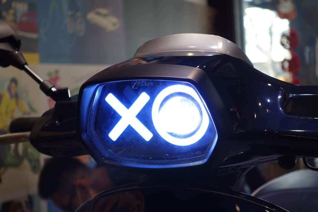 Đèn pha led vespa