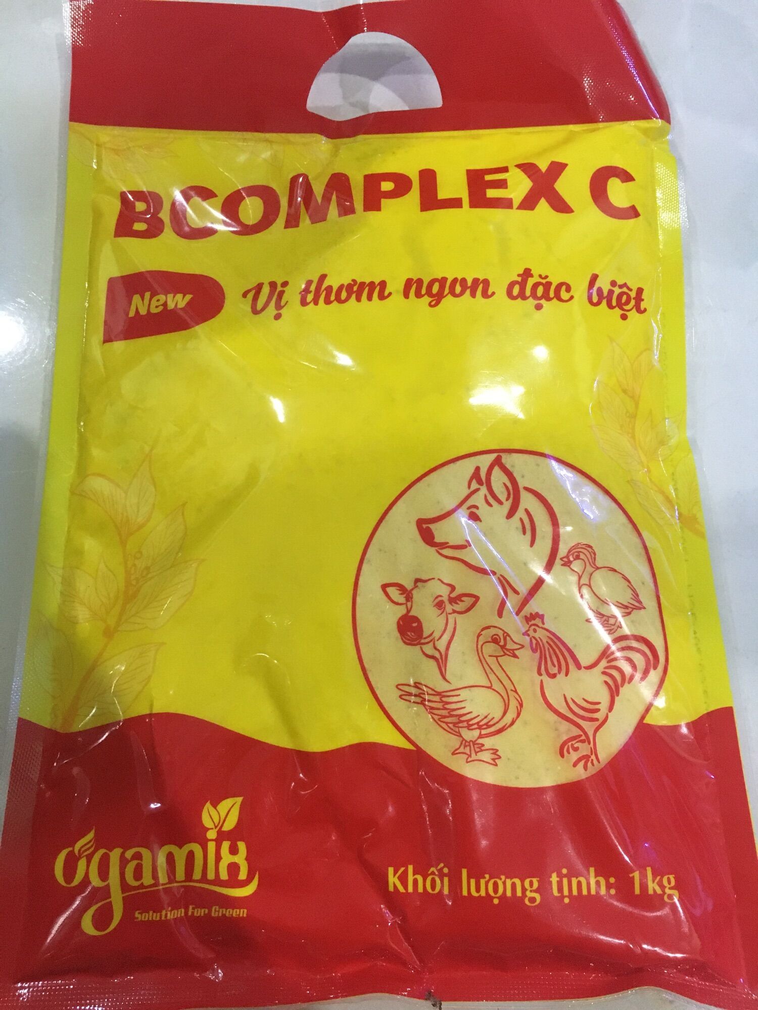 1 kg Bcomplex giúp ăn nhiều, mau lớn dùng cho gia súc và gia cầm.