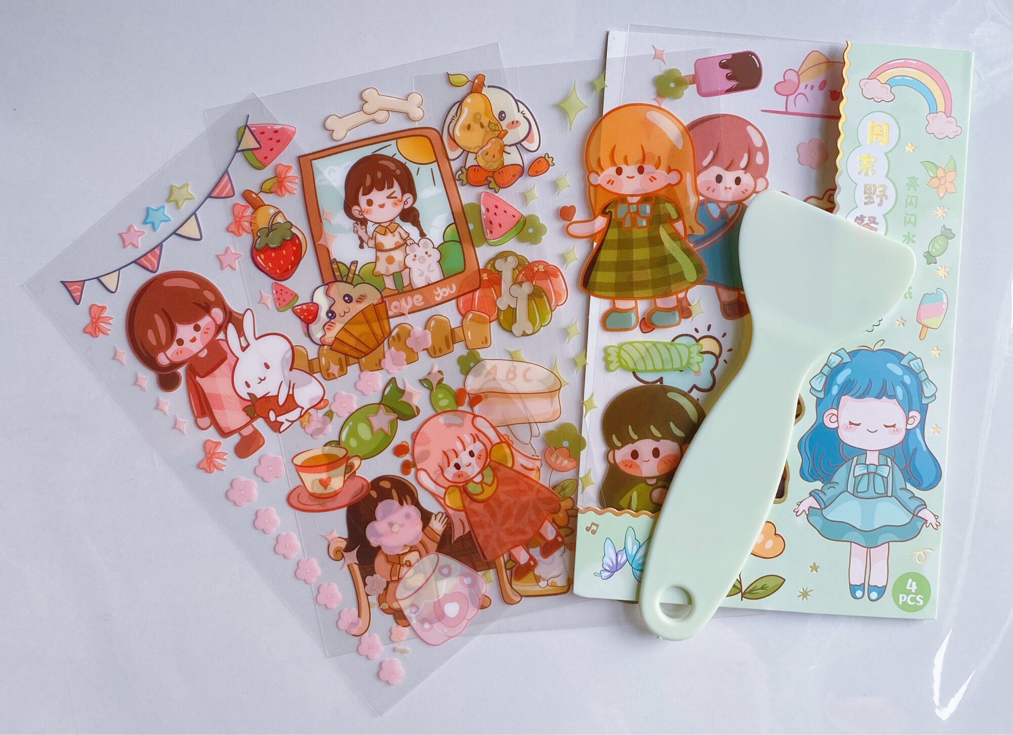 Set 4 tấm sticker to kèm cây cán phẳng