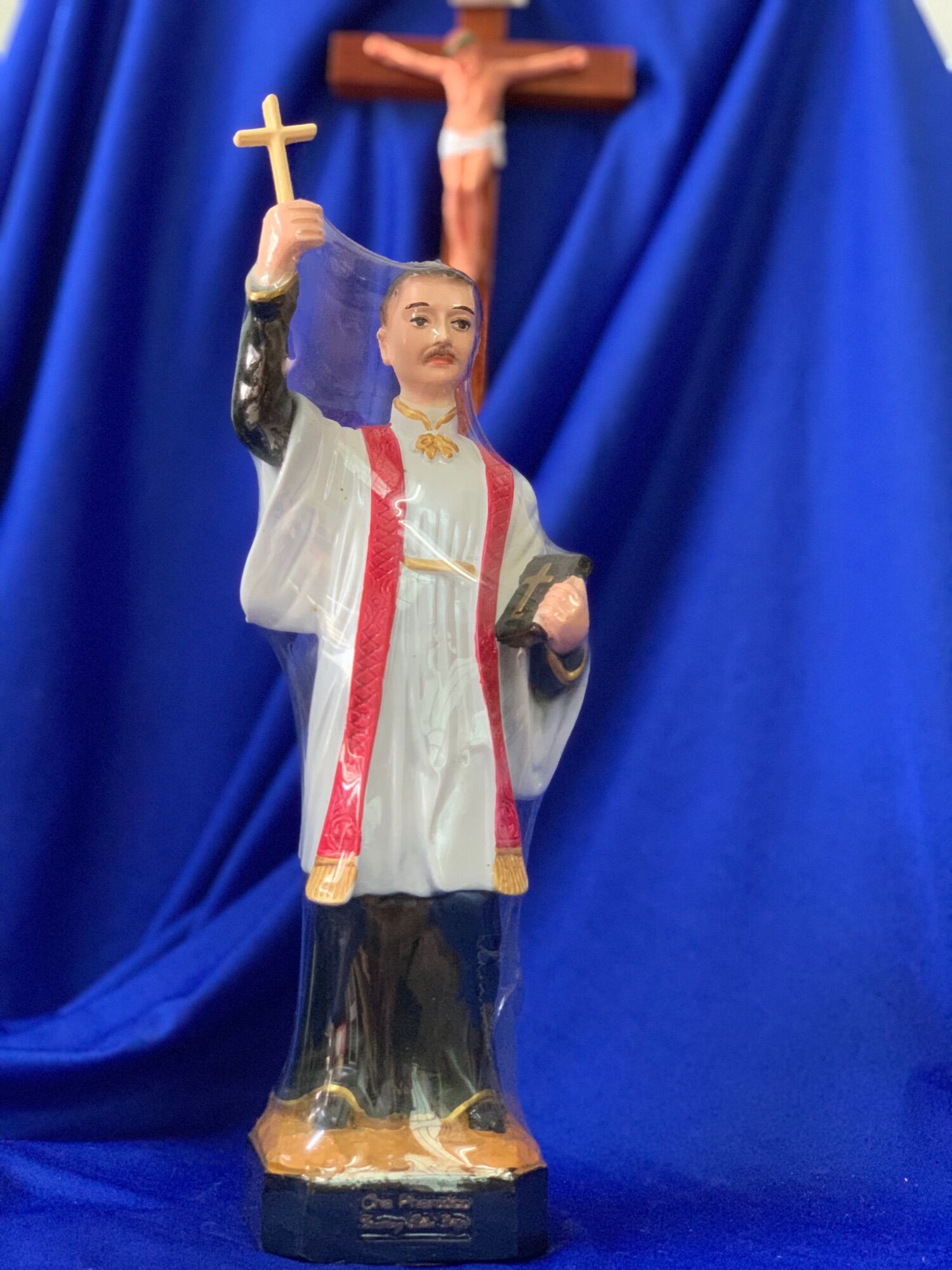 Tượng công giáo- Tượng cha Diệp cao 25cm