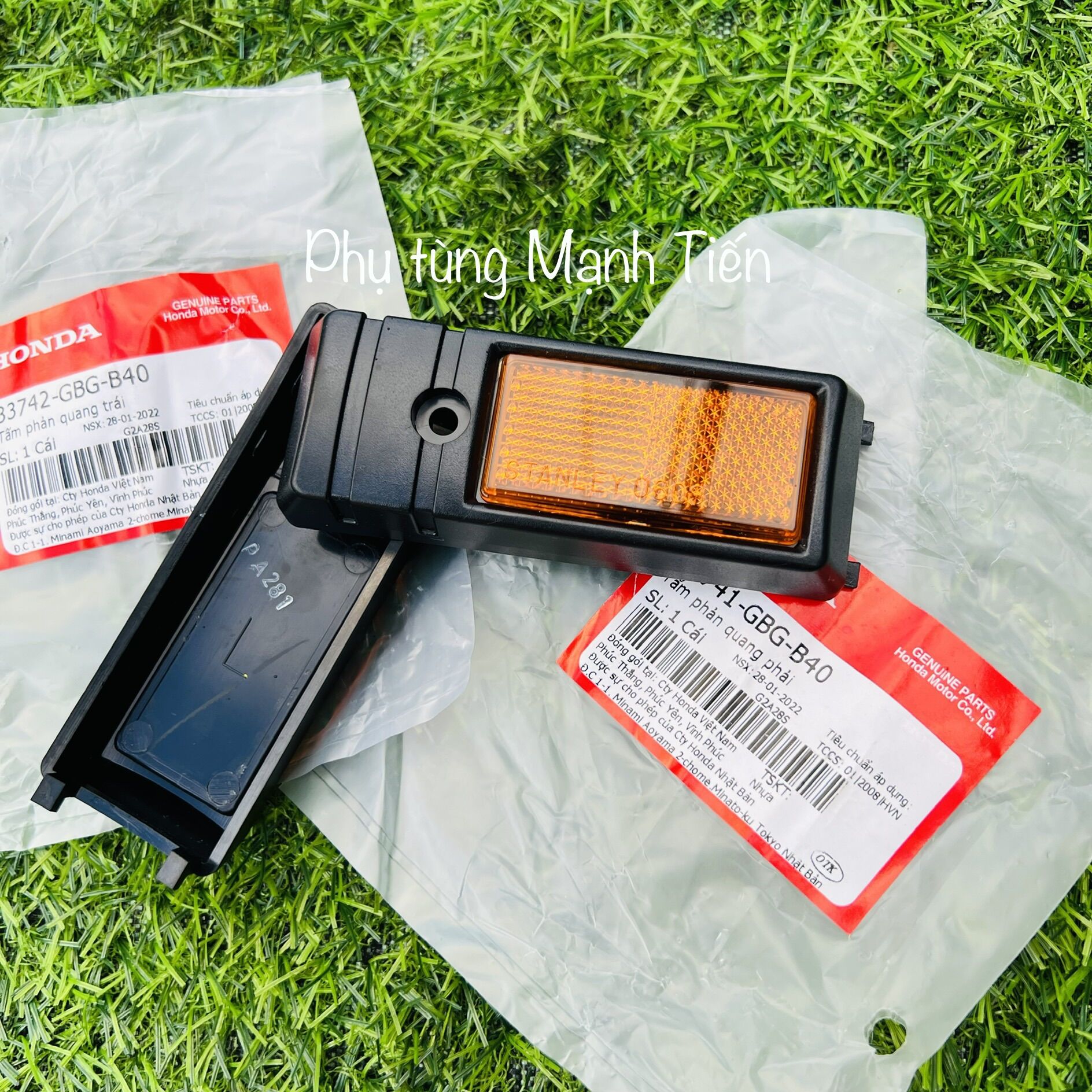 Cặp mắt mèo phản quang ốp phuộc trước Supper Dream (A2.4)