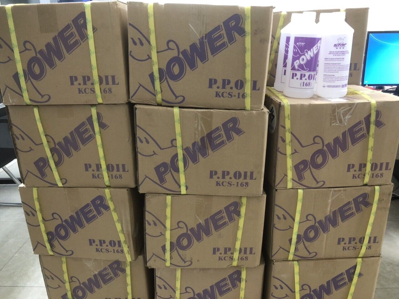 Dầu chơn chỉ 168 Spower star chai 1 lít