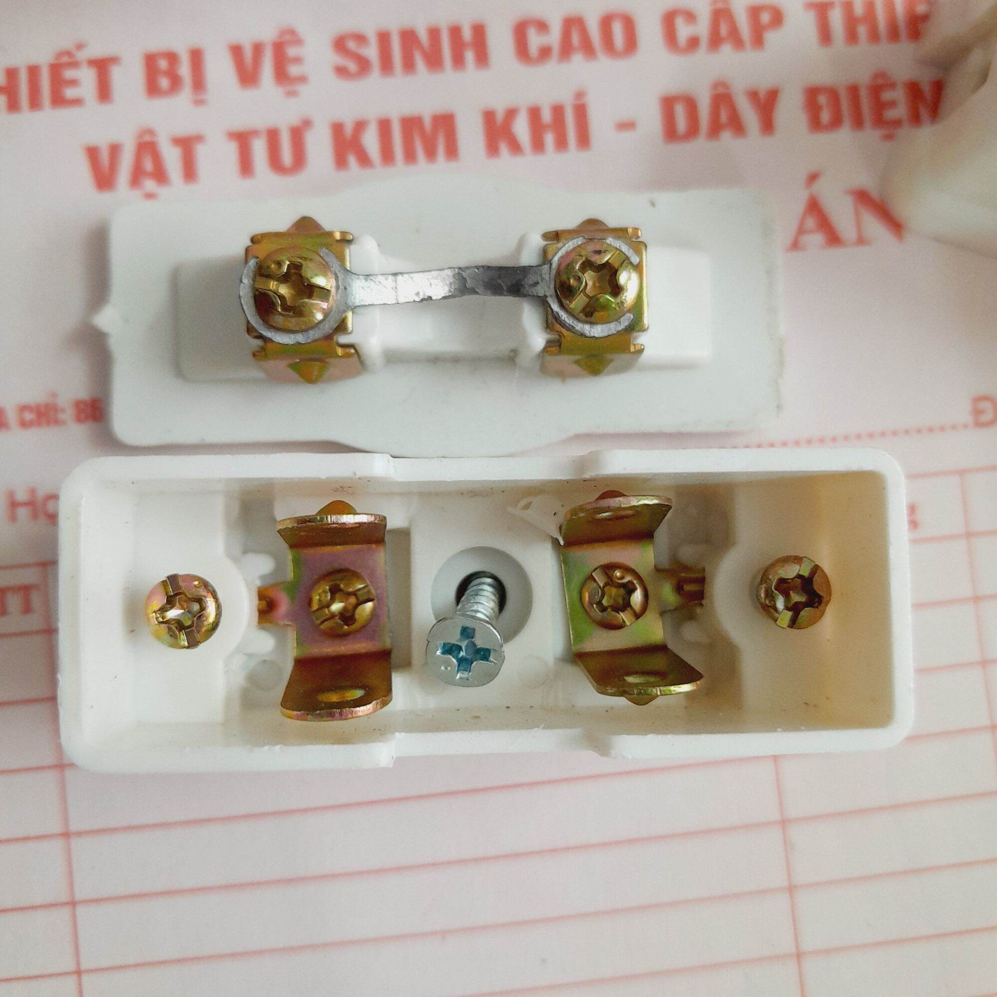 Cầu chì dùng gắn trên bảng điện