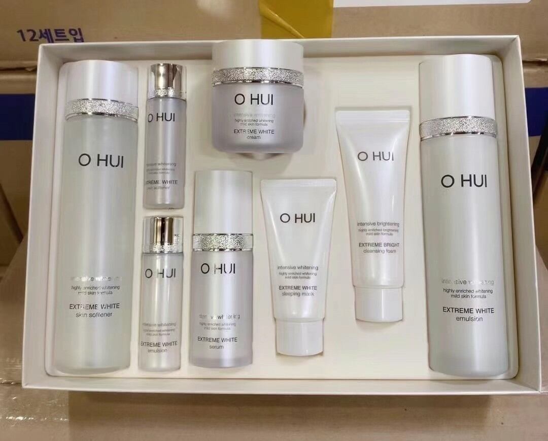 Sét Ohui trắng full 4 sản phẩm. Ohui Extreme White Speacial Set.